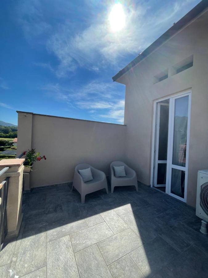 Piccola Dimora B&B Lukka Zewnętrze zdjęcie